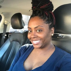 Meet your Posher, Alicia